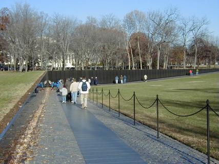Vietnam Veterans Memorial<br>Location: <a href="https://www.google.com/maps/search/?api=1&query=38.89074,-77.04837" target="_new">Vietnam Veterans Memorial</a>